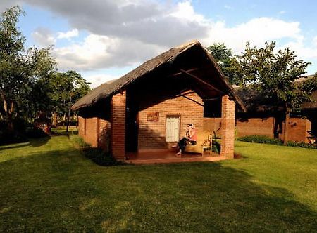 Barefoot Safari Lodge Lilongüe Exterior foto